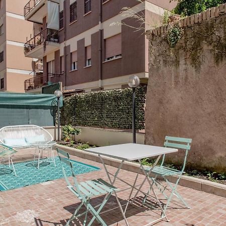 Ostia Holiday Sestante Exterior foto